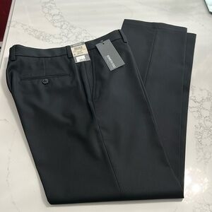 NWT. Classic Kenneth Cole dress pants
